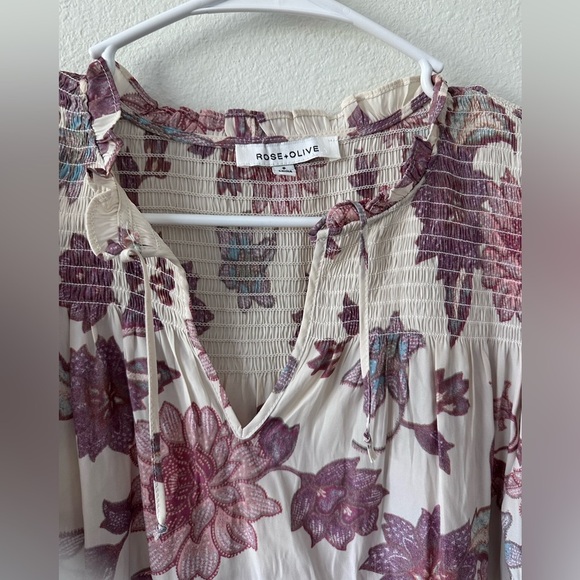 Rose & Olive Cream Ruffled 3/4 Sleeve Blouse - Picture 2 of 4